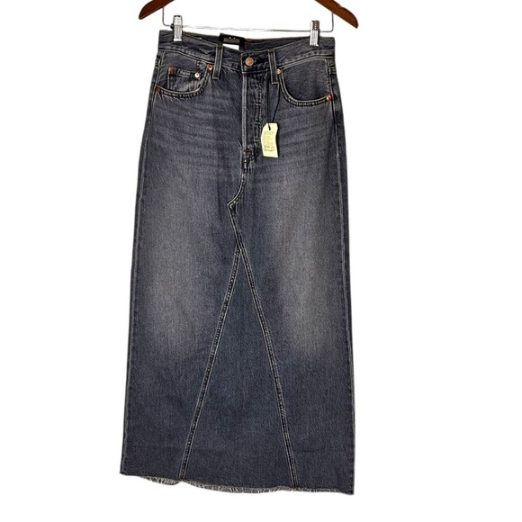 Levi's Women's Iconic Long Skirt- Denim Maxi Length Skirt- Size 25 - Picture 5 of 13